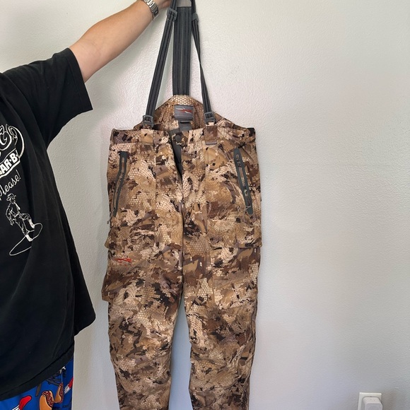 Sitka Hudson Jacket and Boreal Aerolite Bib Pant - Picture 8 of 13